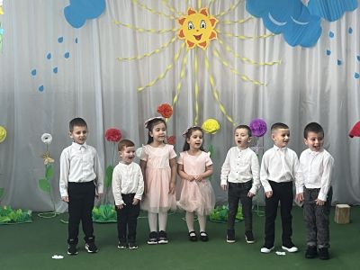 Пролет е .... - ДГ Славейче - Широко поле